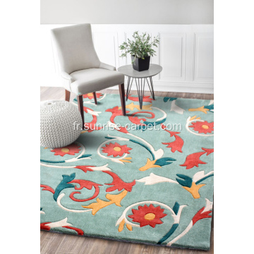 Tapis à la main avec motifs variés